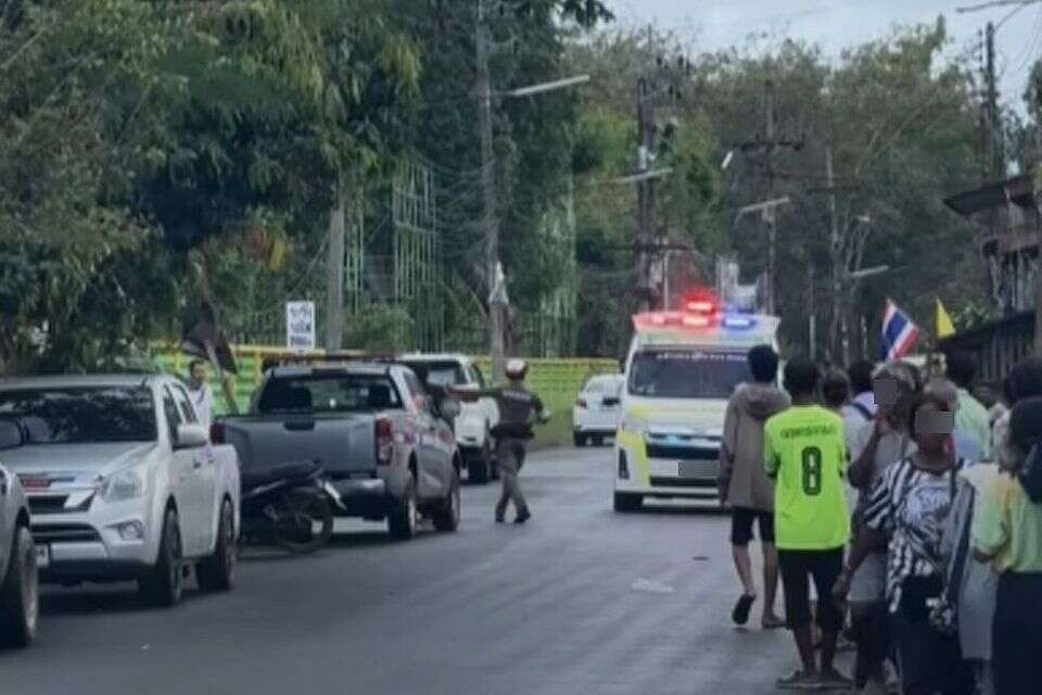Thailand: Gunmen broke into a school and took hostages