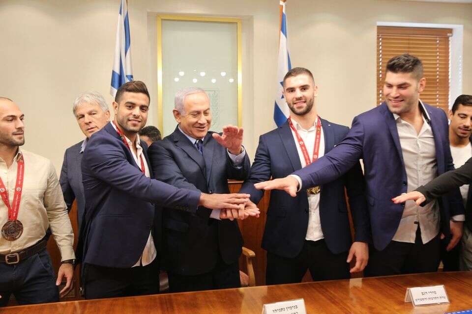 Netanyahu's judo strategy