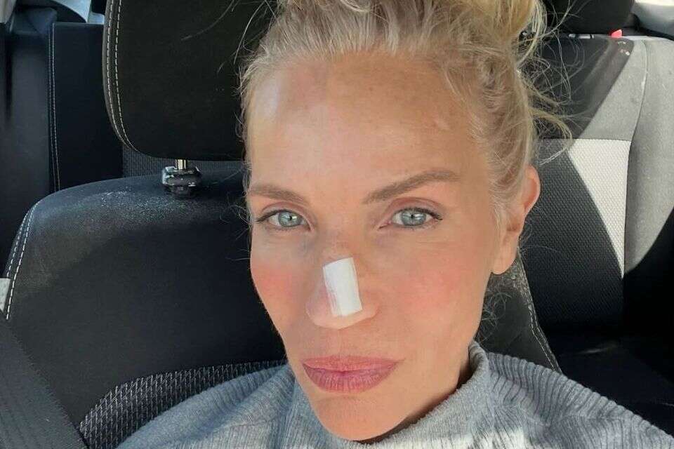 The sports broadcaster revealed: "I was diagnosed with cancer"