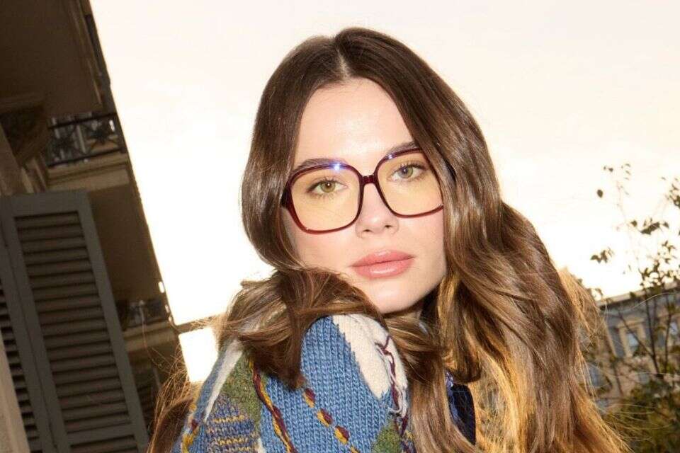 Glasses full of style and collectible capsule: 5 items per weekend