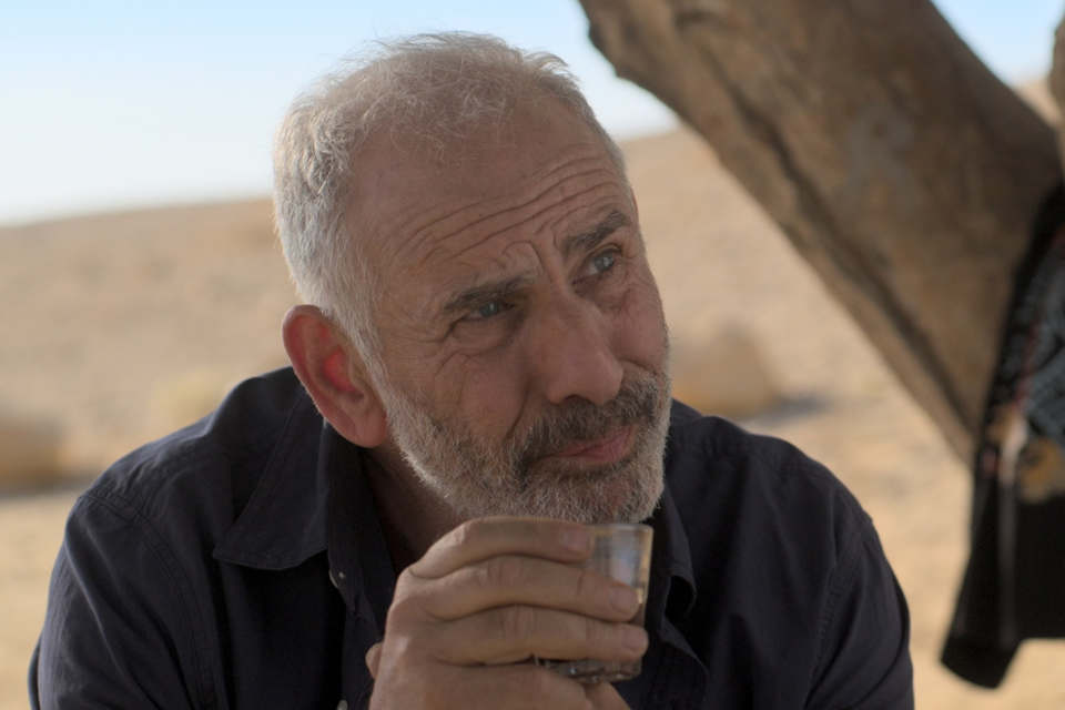 Shai Avivi deserved the Ophir Award for this wonderful role