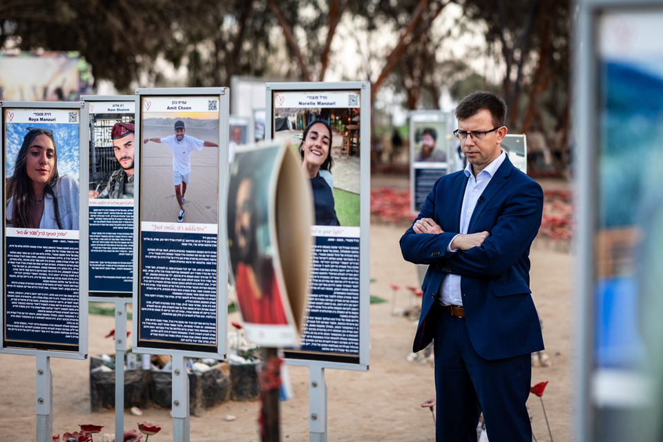 The Hungarian minister: "Europe weakens itself when it isolates Israel"