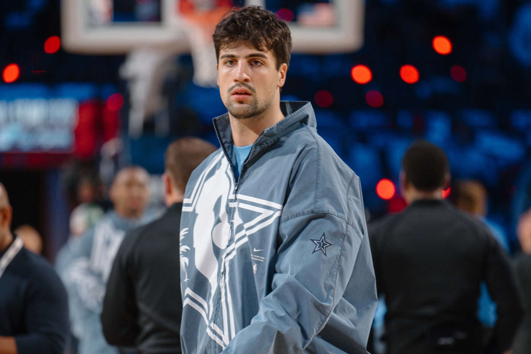 דני אבדיה בחימום באולסטאר , Portland Trail Blazers