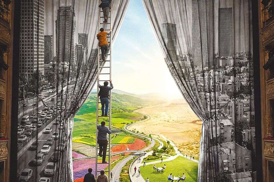 The screen opens: Israel is on your stage