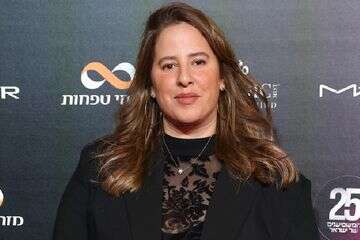 צפו: דניאל עמית בסרטון אינטימי