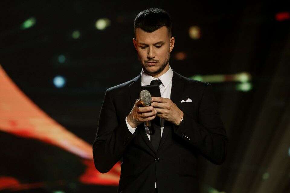 חרדה קשה. אסי עזר , אורן בן חקון