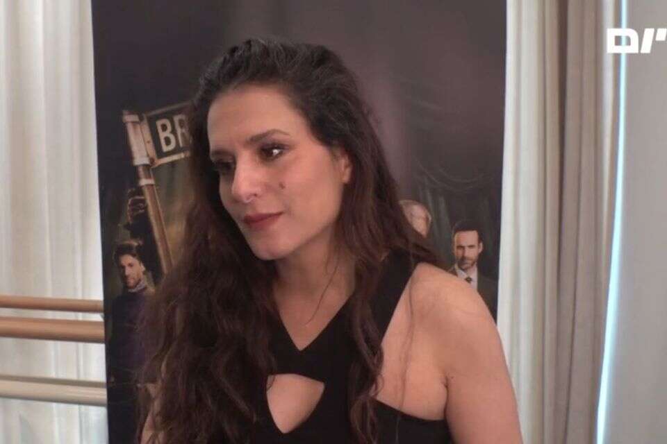 מירי מסיקה , פז בר