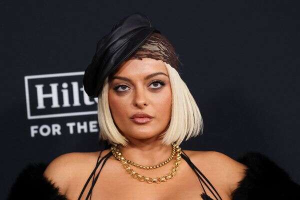 ביבי רקסה , רויטרס