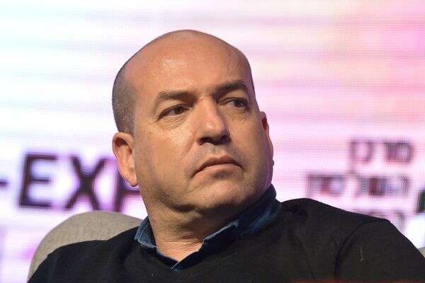 אחרי שהכריז שנגמר, הוא ממשיך. אייל ברקוביץ' , פלאש 90