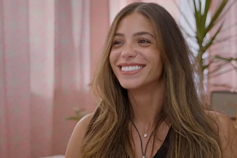 "New Love" star: "I'm beautiful, smart and hot - and I don't apologize"