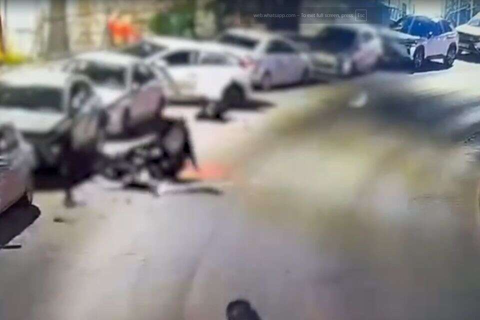 Hard documentation: a 17-year-old stole a motorcycle, ran over it, ran away and left evidence