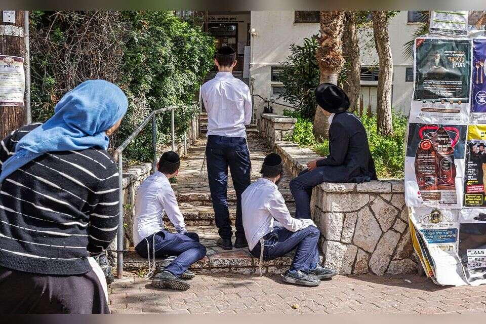 We were "smuggled" to the flag yeshiva of the ultra-Orthodox - and we heard why they really don't enlist