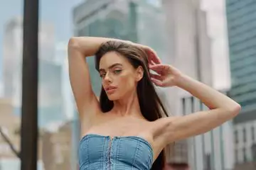 הקומיקאית לא נרגעת מהמפגש עם יעל שלביה: "הקפיץ לי מניות"