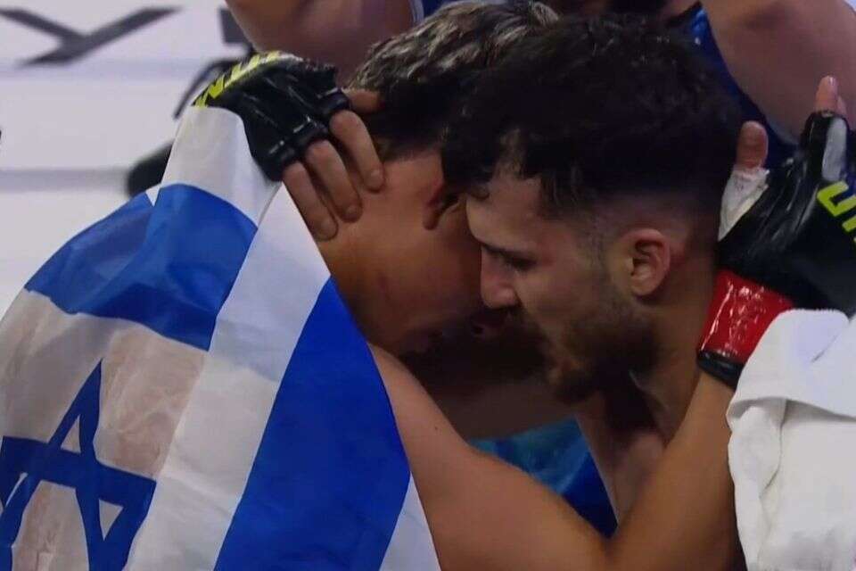 The most unexpected thing: the gesture of the love of the name Gordon after the victory