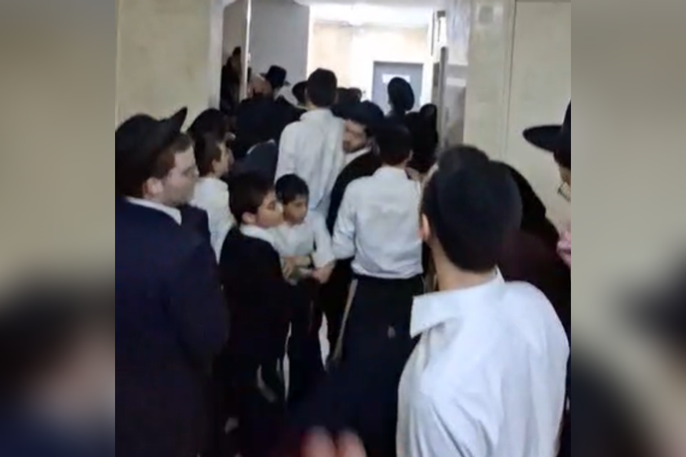 הפגנת חרדים קיצוניים באלעד (ארכיון) , אברהם יוסף מלול