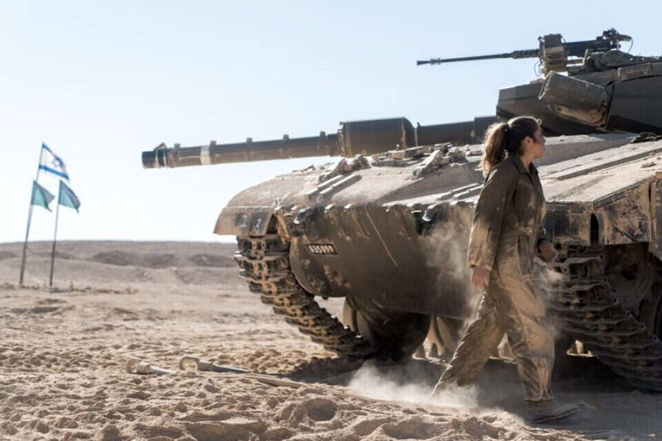 האישה שבטנק תנצח. לוחמת שריון , דובר צה"ל