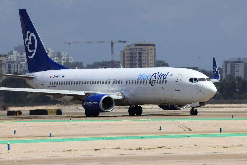מטוס בואינג 737 של חברת Blue Bird
, קוקו