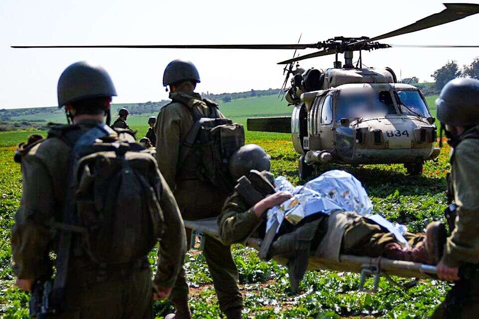 Medics treated the wounded when they were not vaccinated - the IDF did not check: "There is no need"