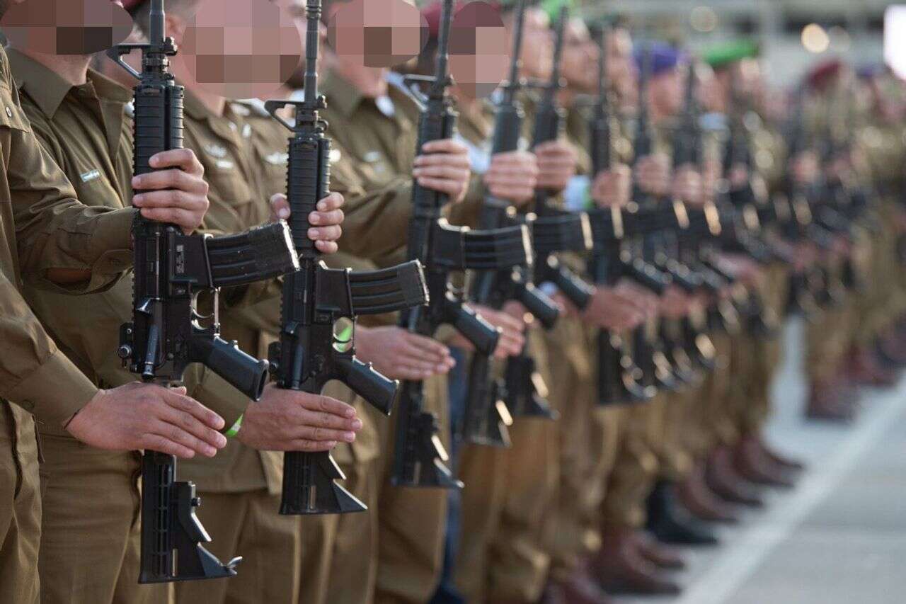 Uniforms are not leadership: no generals please