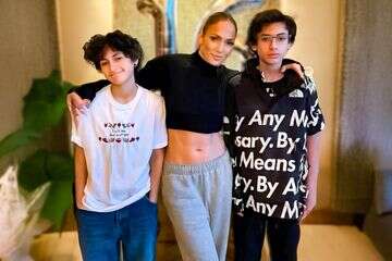 ג'ניפר לופז לתאומים שלה: "תמיד היינו שלושתנו"