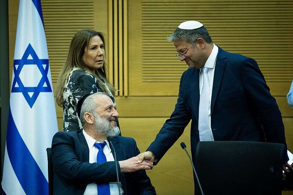 Will prevent the dismissal of Ben Gabir: "Deri Law 2" is promoted in the Knesset