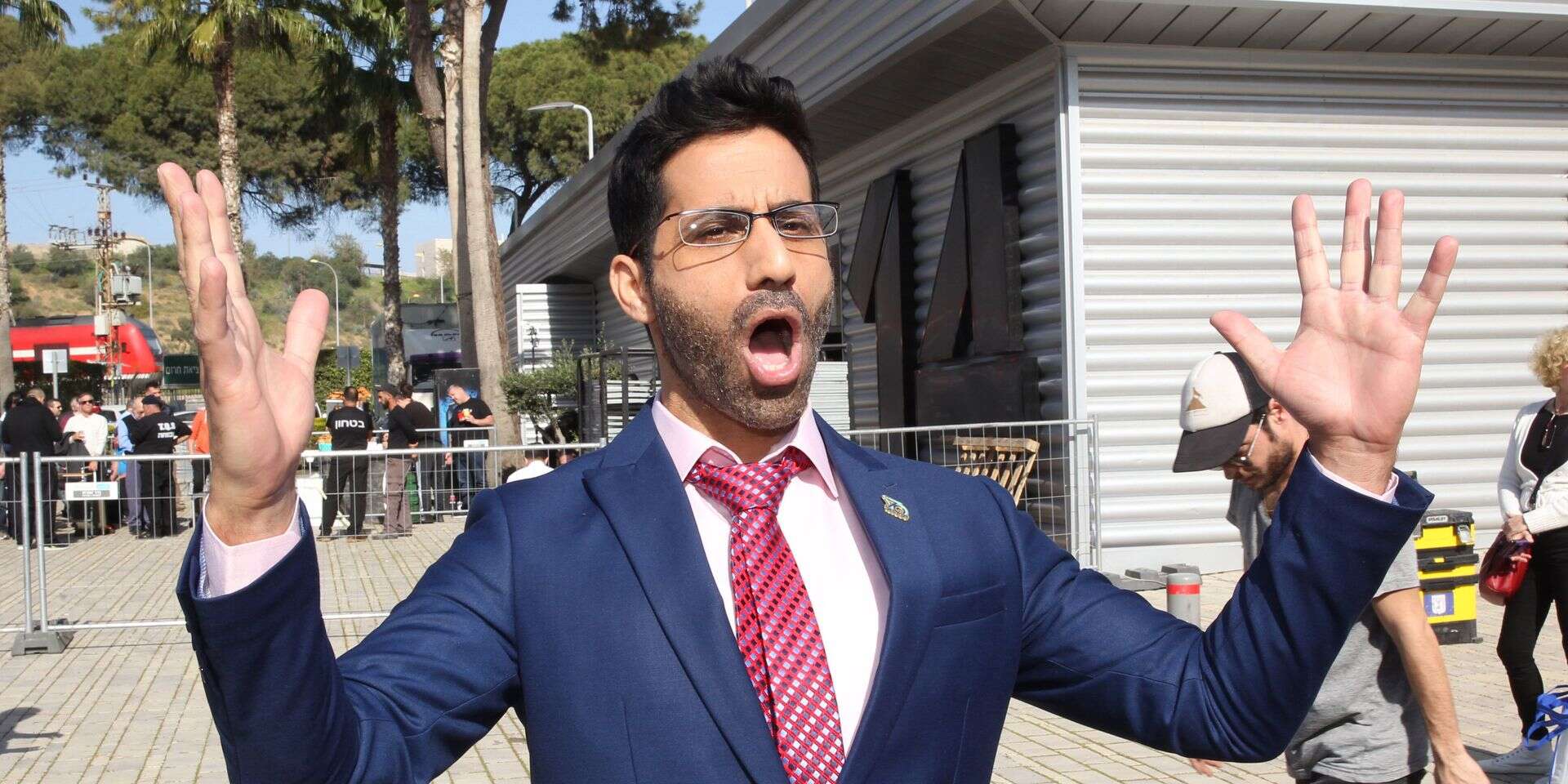 "בליגה של לואי סי. קיי". שחר חסון , קוקו