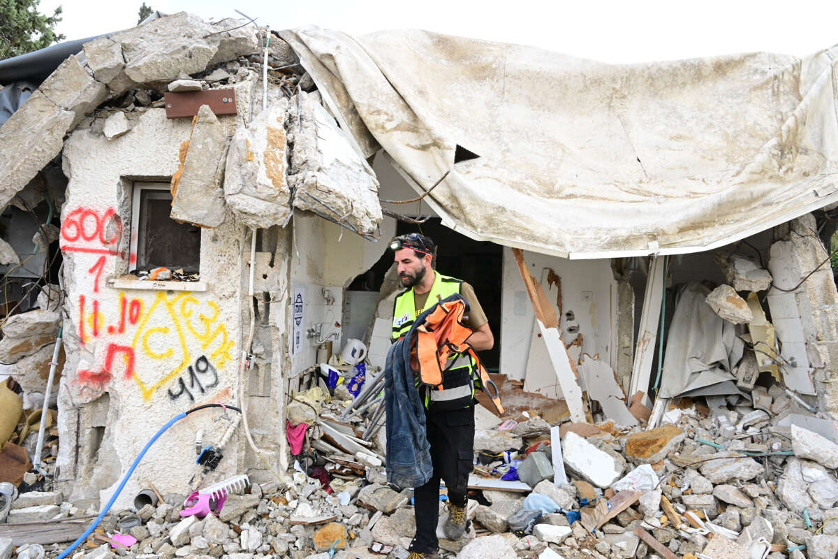 הרס בכפר עזה אחרי טבח 7 באוקטובר ,