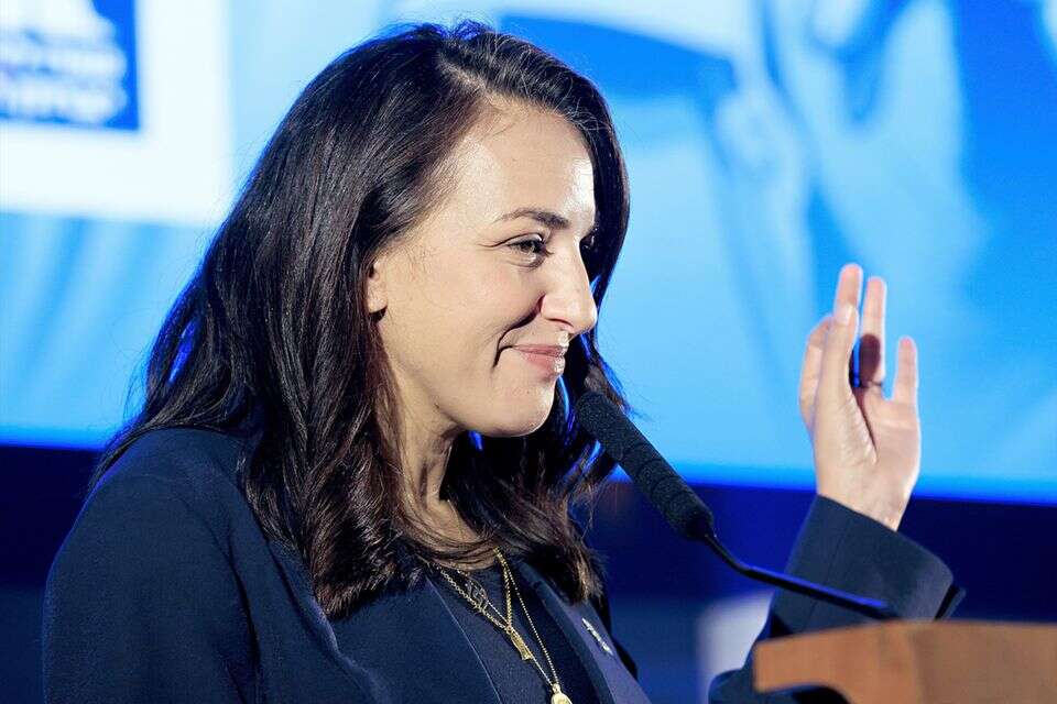 כמה גזענים אנחנו? לוסי אהריש יודעת