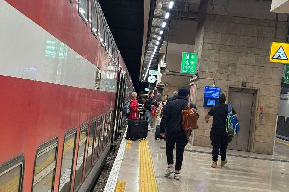 The "fill and go" method: how will you get home from Israel?