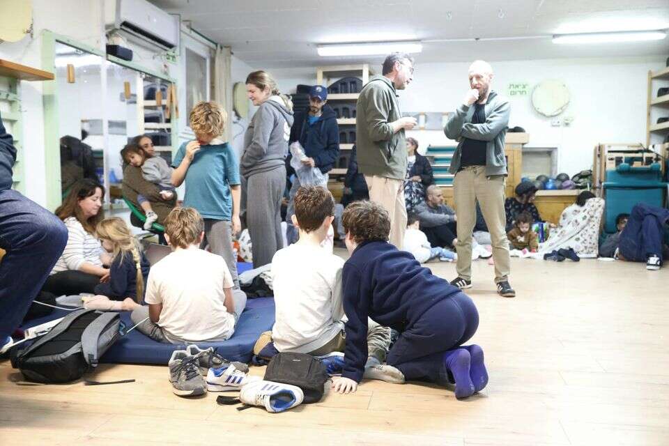 The children in the MMD, the parents in the office: the impossible catch in the directives of the Home Front Command