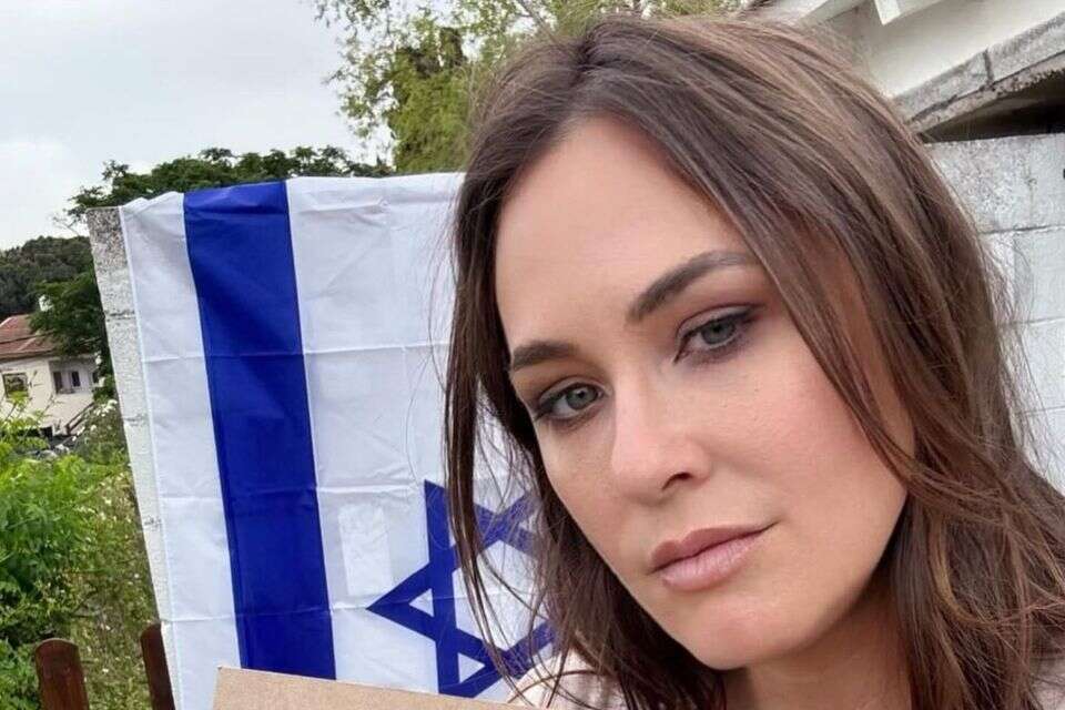 קרן פלס. לא נוטרת טינה , אינסטגרם