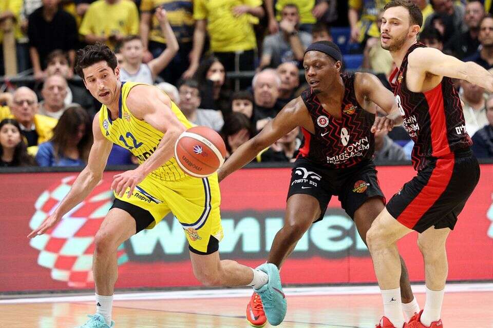 Without the foreigners who left: Israeli basketball is back in action