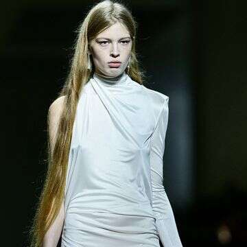 הבת של מאסק על המסלול במילאנו