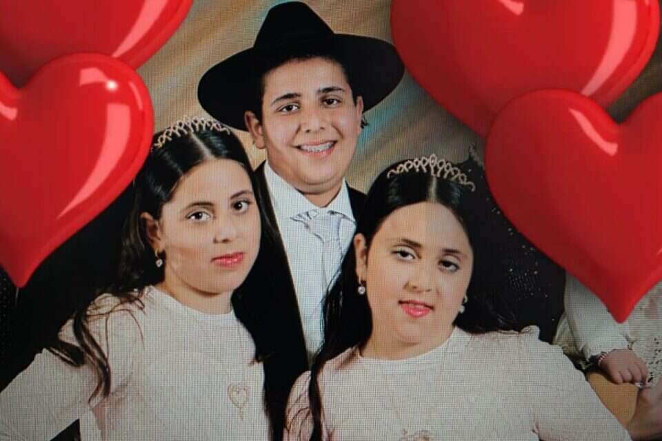 "I saw that bodies were being taken out, I was hoping for a miracle": the father who lost his three children speaks