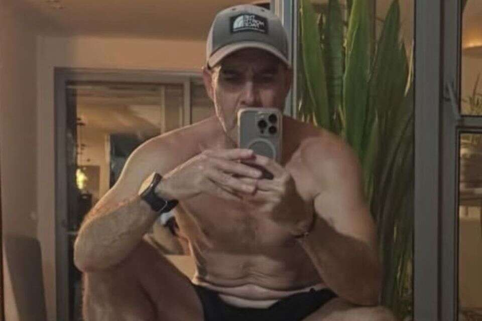 At the age of 54: the actor shows a fiery transformation