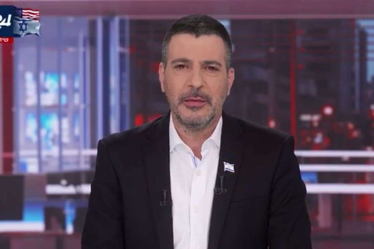 Sharon Gal stopped the broadcast because of a phone call from his soldier son