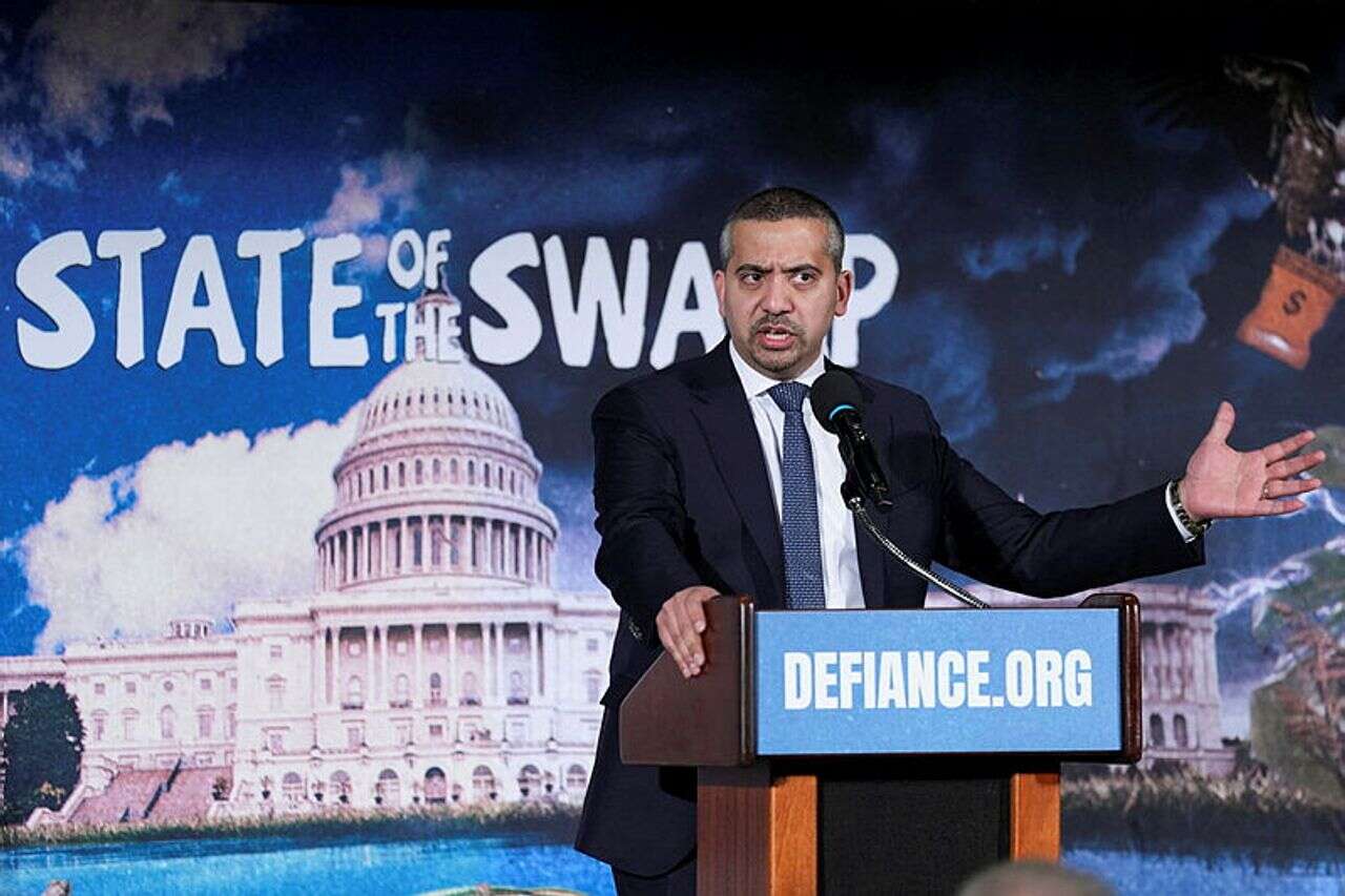 "A corrupt person who supports terrorists": an unusual battle between the White House and the Muslim journalist