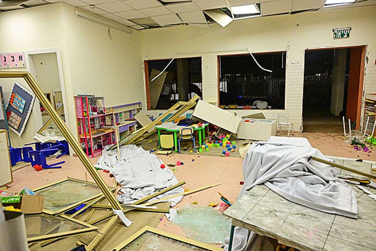 U-turn? Kish visited the damaged kindergarten in Ramla: "We only open when there is no risk"