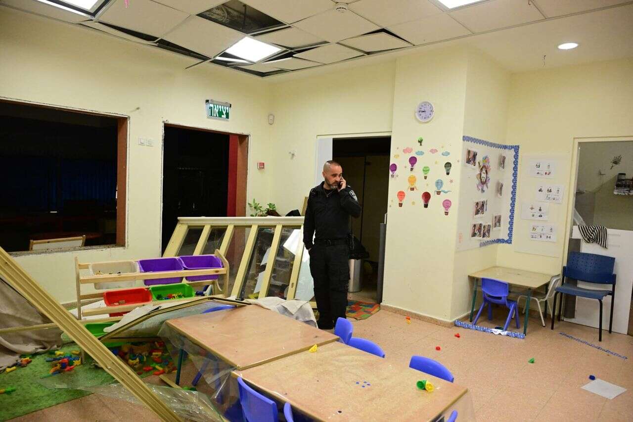 A fall in a kindergarten, damage to a railway: significant shooting from Lebanon to the center All the documentation