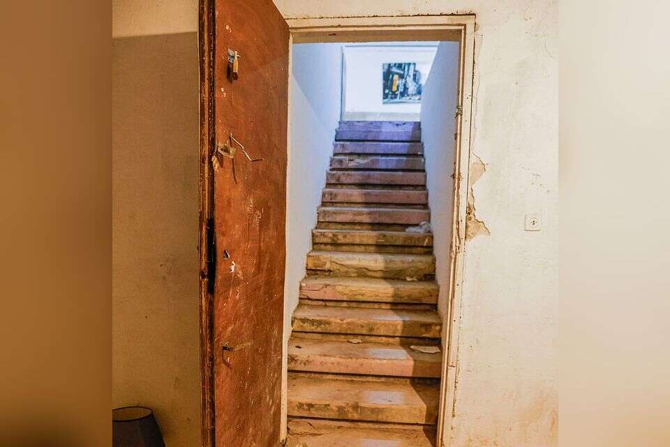 מזעזע: השכנים הקשישים הותקפו בגלל ויכוח במקלט