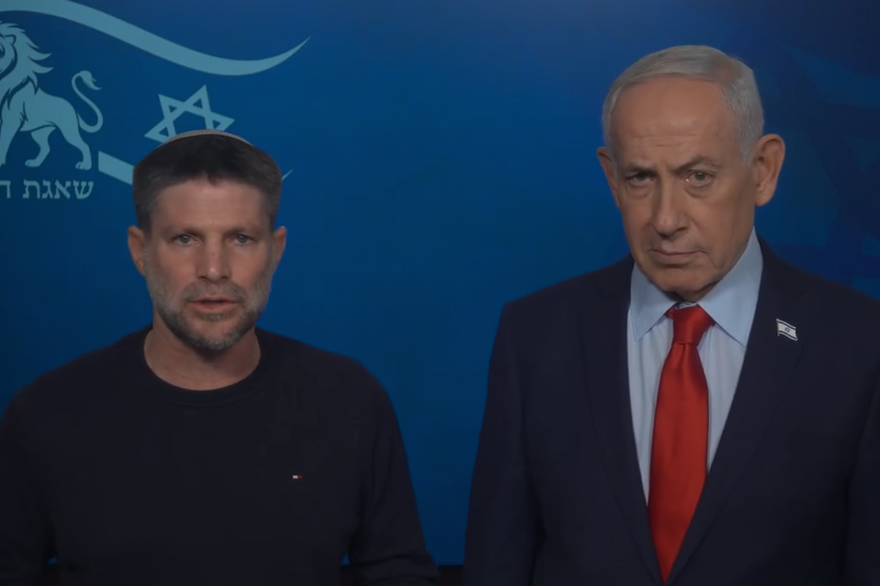 Smotrich and Netanyahu in a statement: "Set aside the conscription law"