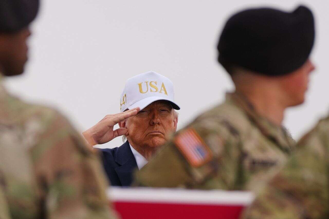 "Take off your damn hat": A storm in the US following Trump's appearance at a military ceremony