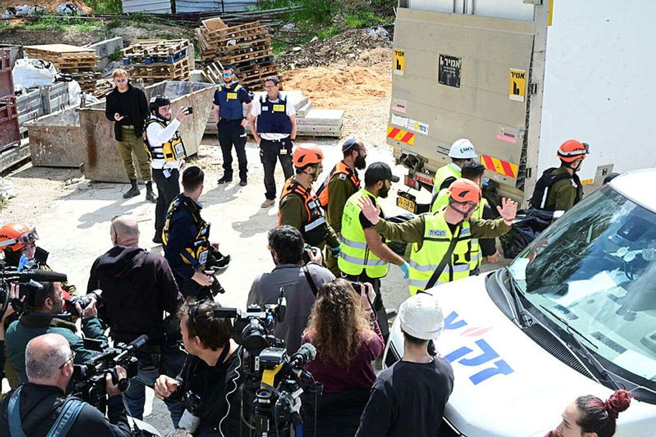 Drip, at a high risk level: half of the Iranian missiles launched at Israel - a cluster