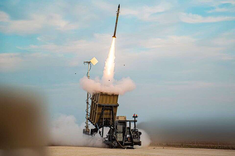 סוללת כיפת ברזל , אגף דוברות וקשרי ציבורי במשרד הביטחון