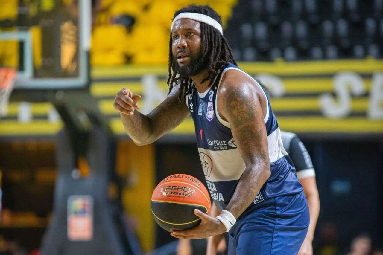 Ex Maccabi Tel Aviv who played in Qatar and Kuwait - and became a legend