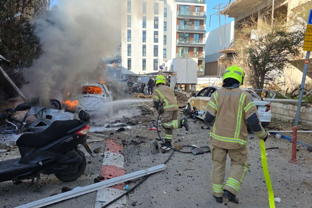 Documenting the destruction: several crash sites in Tel Aviv following launches from Iran