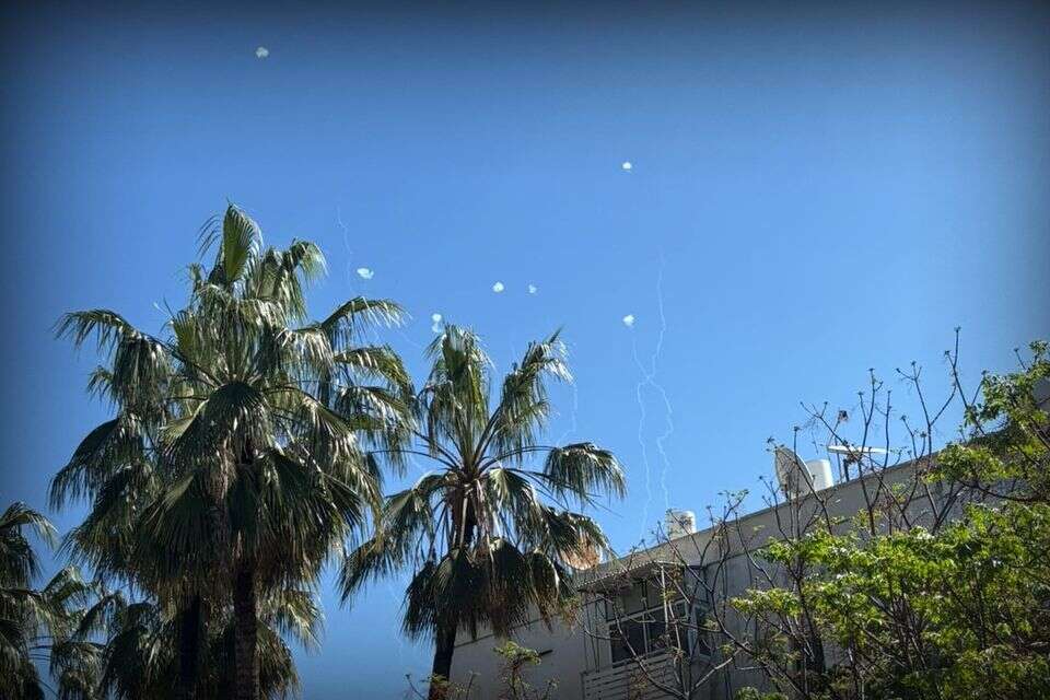 יירוטים מעל שמי הצפון , 27א'