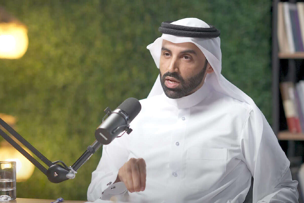 ויש מי שעדיין מאמין לו. נאיף בן נהאר, אחד העיתונאים הבולטים בקטאר , מתוך רשתות חברתיות