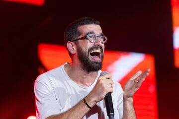 חנן בן ארי תועד ב"רגע של שמחה"