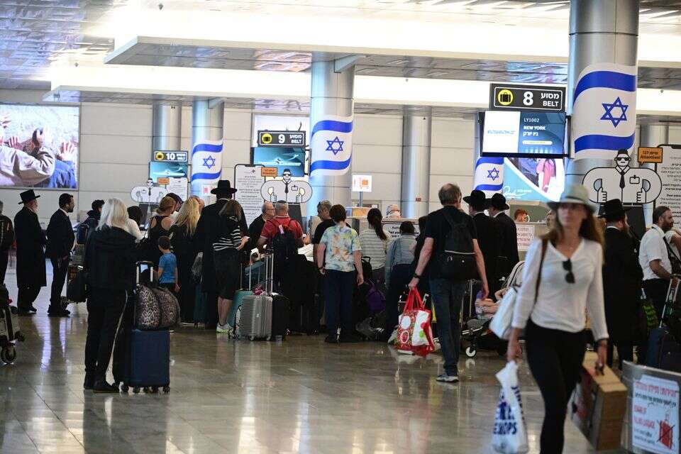 נוסעים בנתב"ג , יוסי זליגר